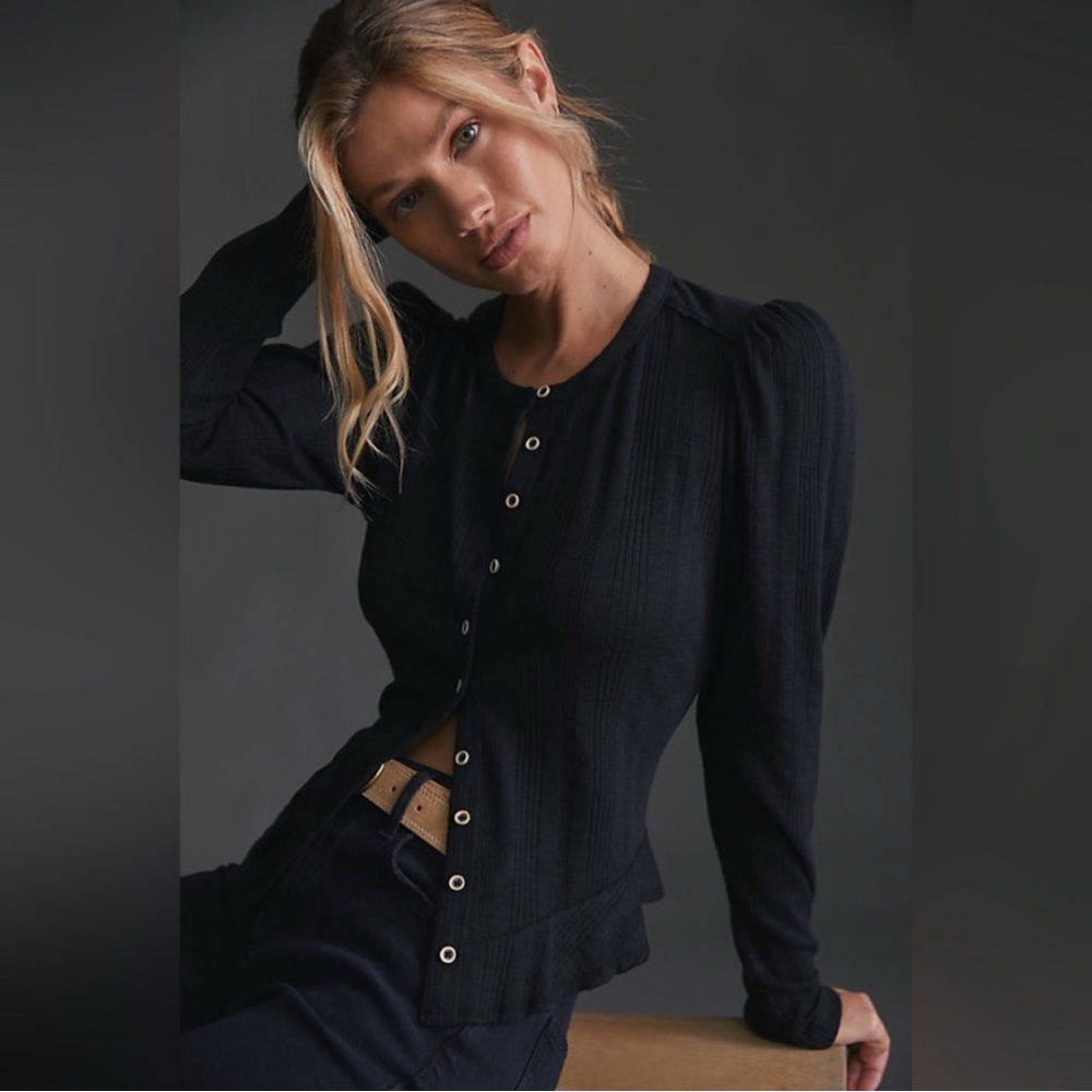 NEW Anthropologie Black Button Front Puff Sleeve Top Women's Size Medium